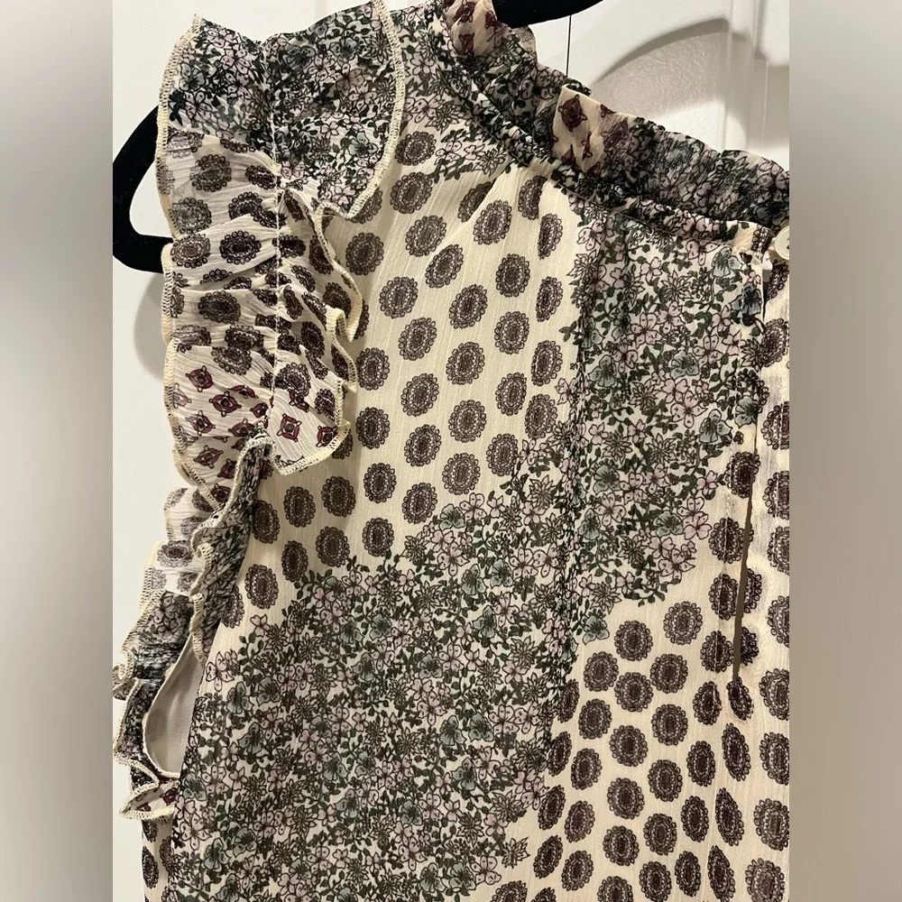 Beautiful Loft Ruffle Sleeve Blouse Like New Sz L - Picture 8 of 10